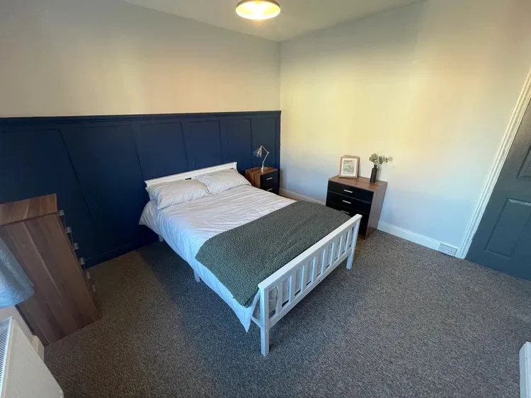 Homely 2 Bed Terraced House // Aug 2026 - Image 7